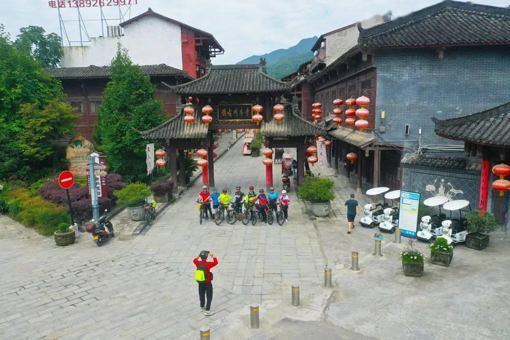 勇士吹泡泡